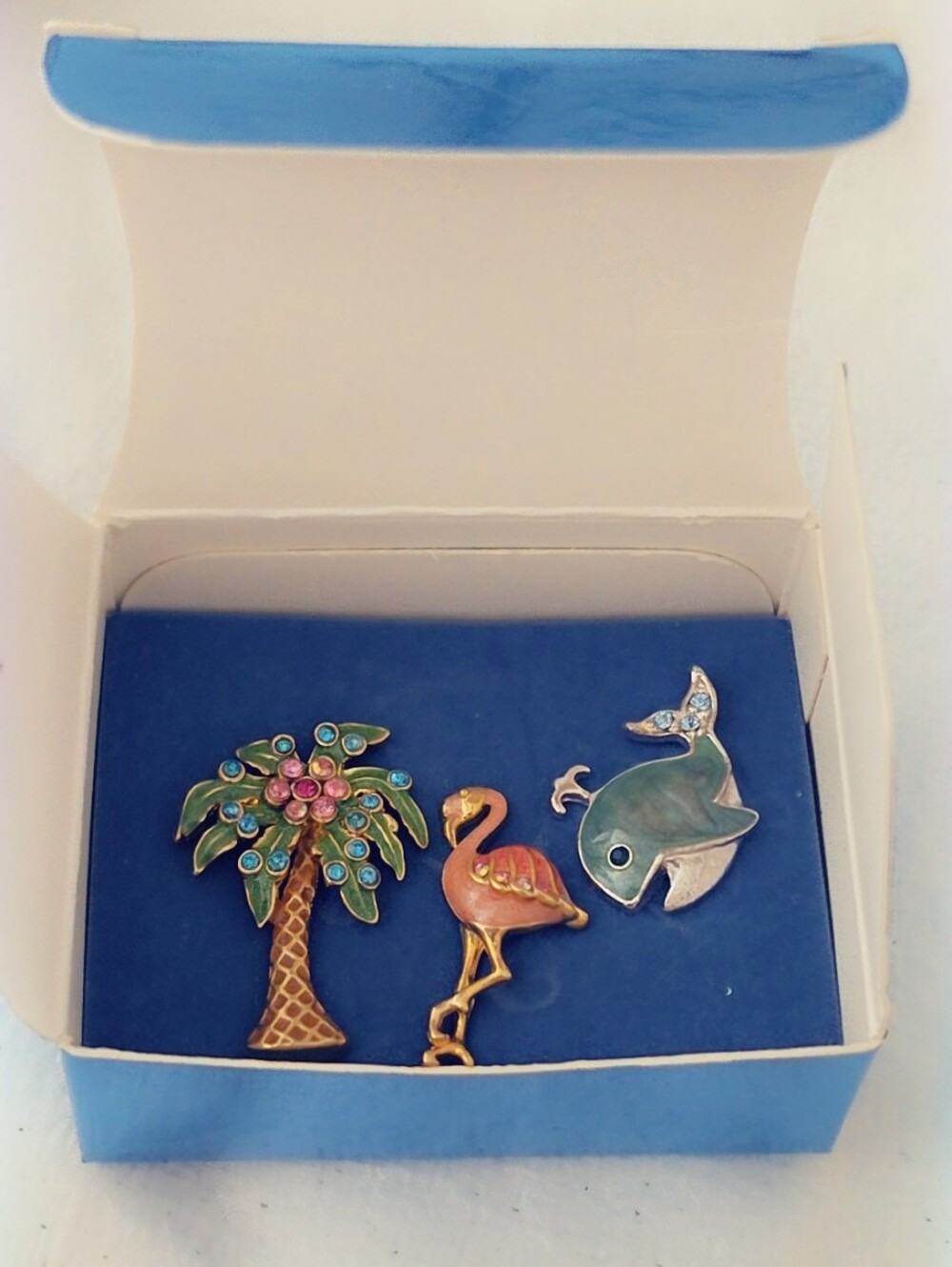 X3 THREE! Vintage Tropical Avon Pins Brooch Tac Pins